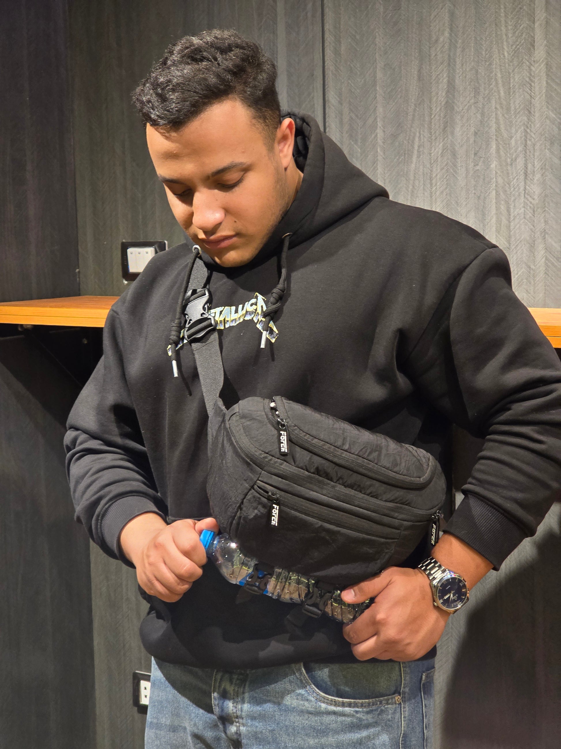 Force Grip Convertible Bag | Waist bag or crossbody bag | Black color FGH01
