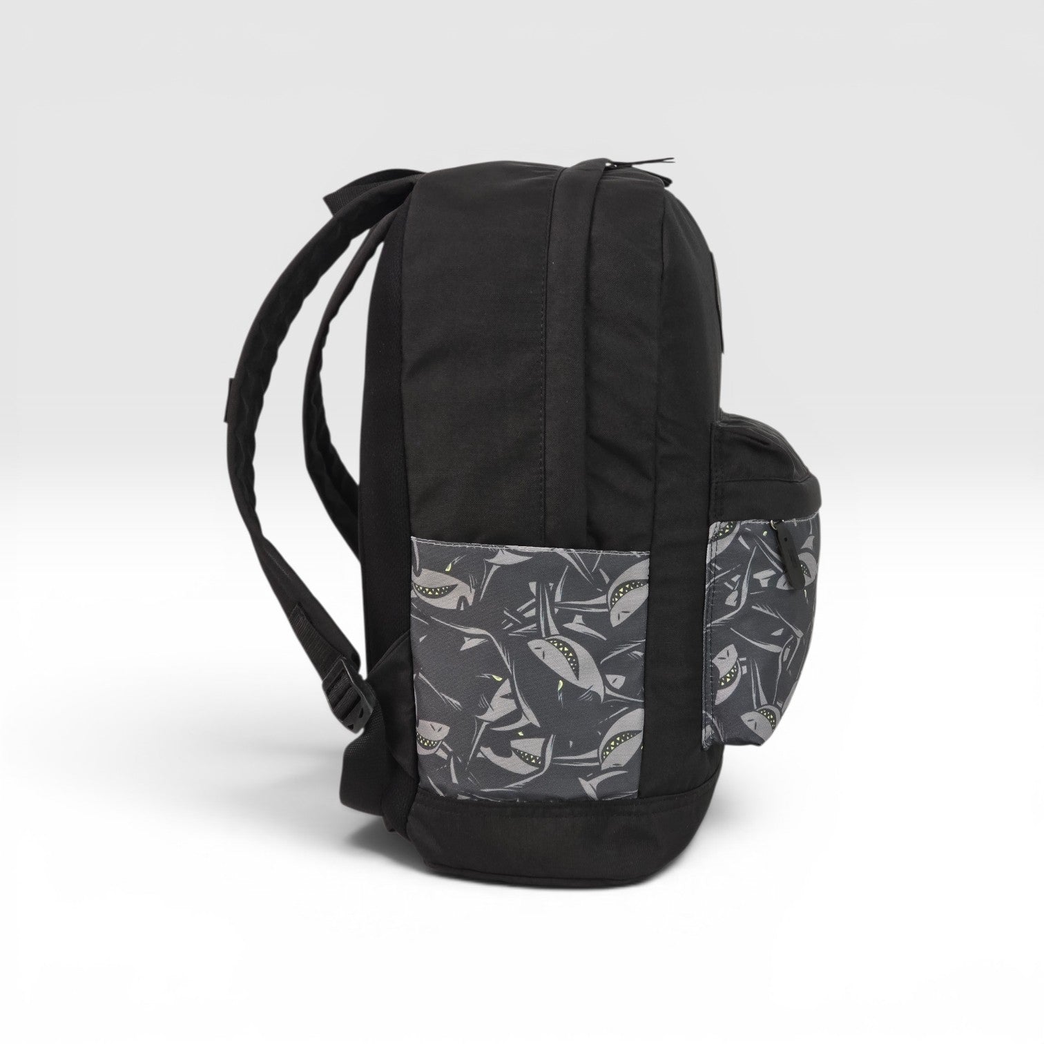 Force 14-inch Laptop Backpack, Black with Gray Shark Pattern - FG-31